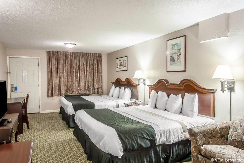 Rodeway Inn Memphis Bagian luar foto