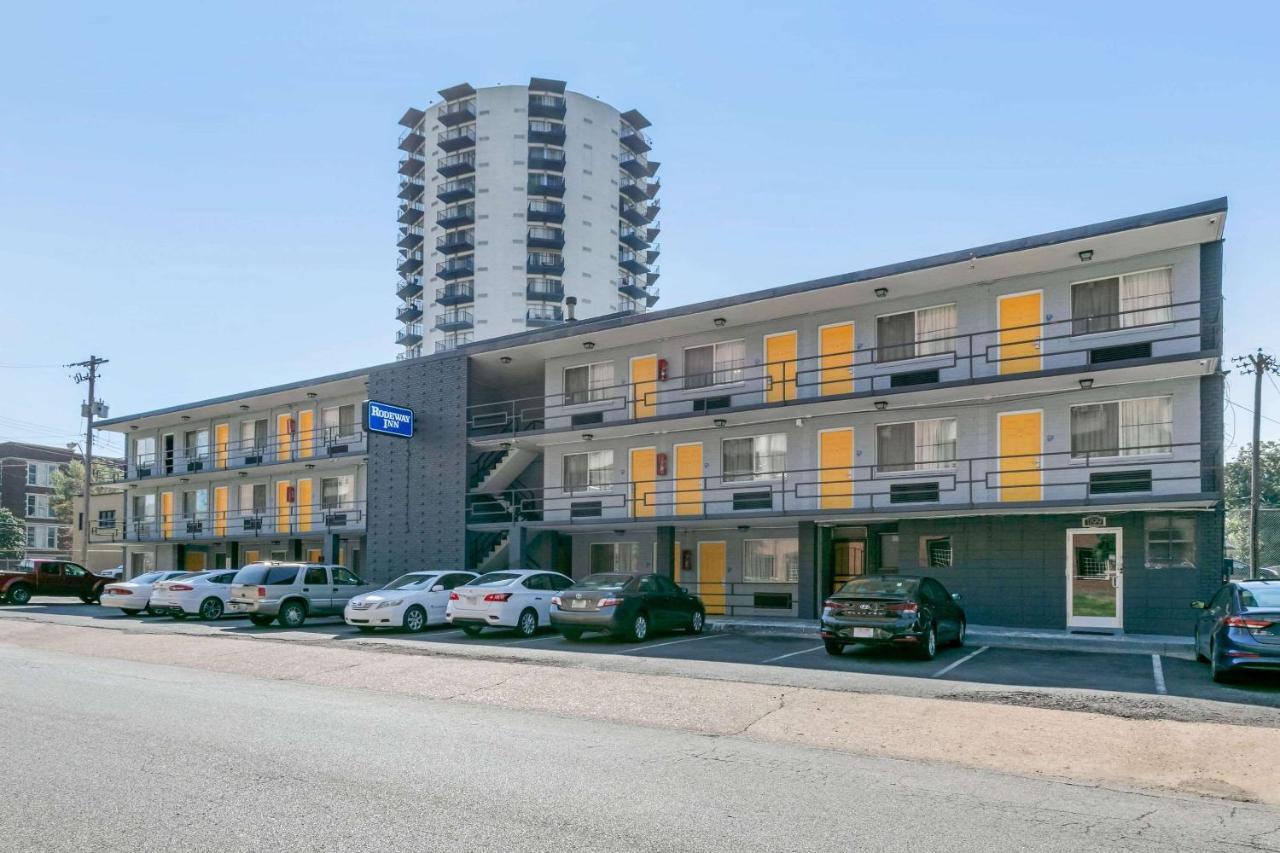 Rodeway Inn Memphis Bagian luar foto